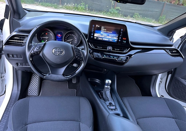 Toyota C-HR cena 89999 przebieg: 46300, rok produkcji 2019 z Marki małe 277